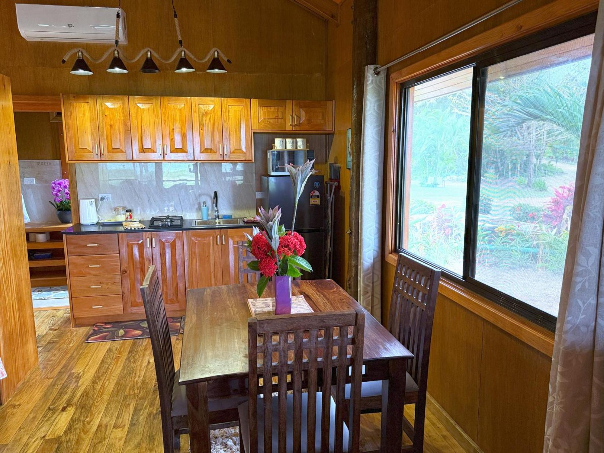 Sigasiga Sands Boutique Bungalows Savusavu Ngoại thất bức ảnh